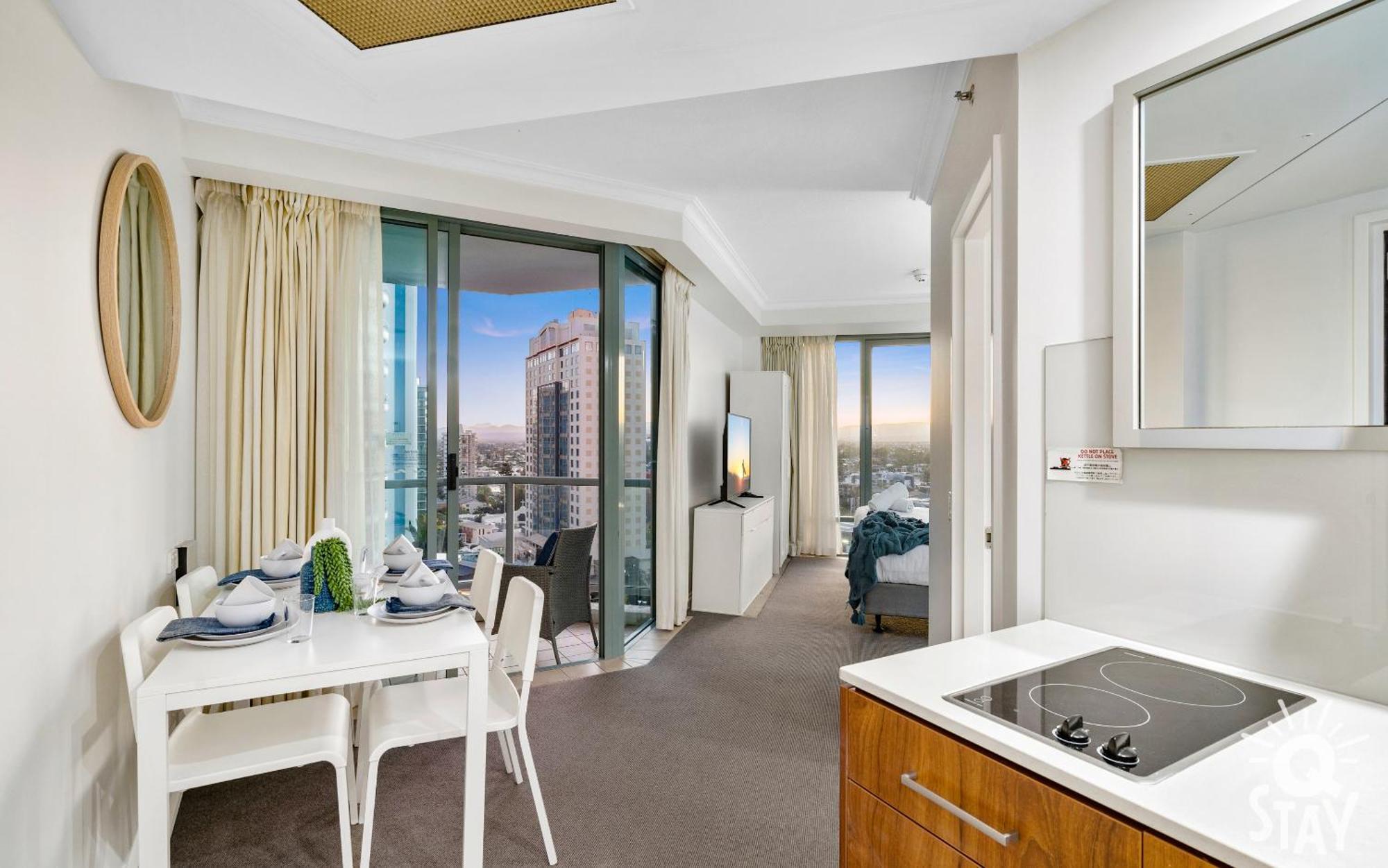 Legends Surfers Paradise Mid Week Madness Deal - Q Stay Голд-Кост Экстерьер фото