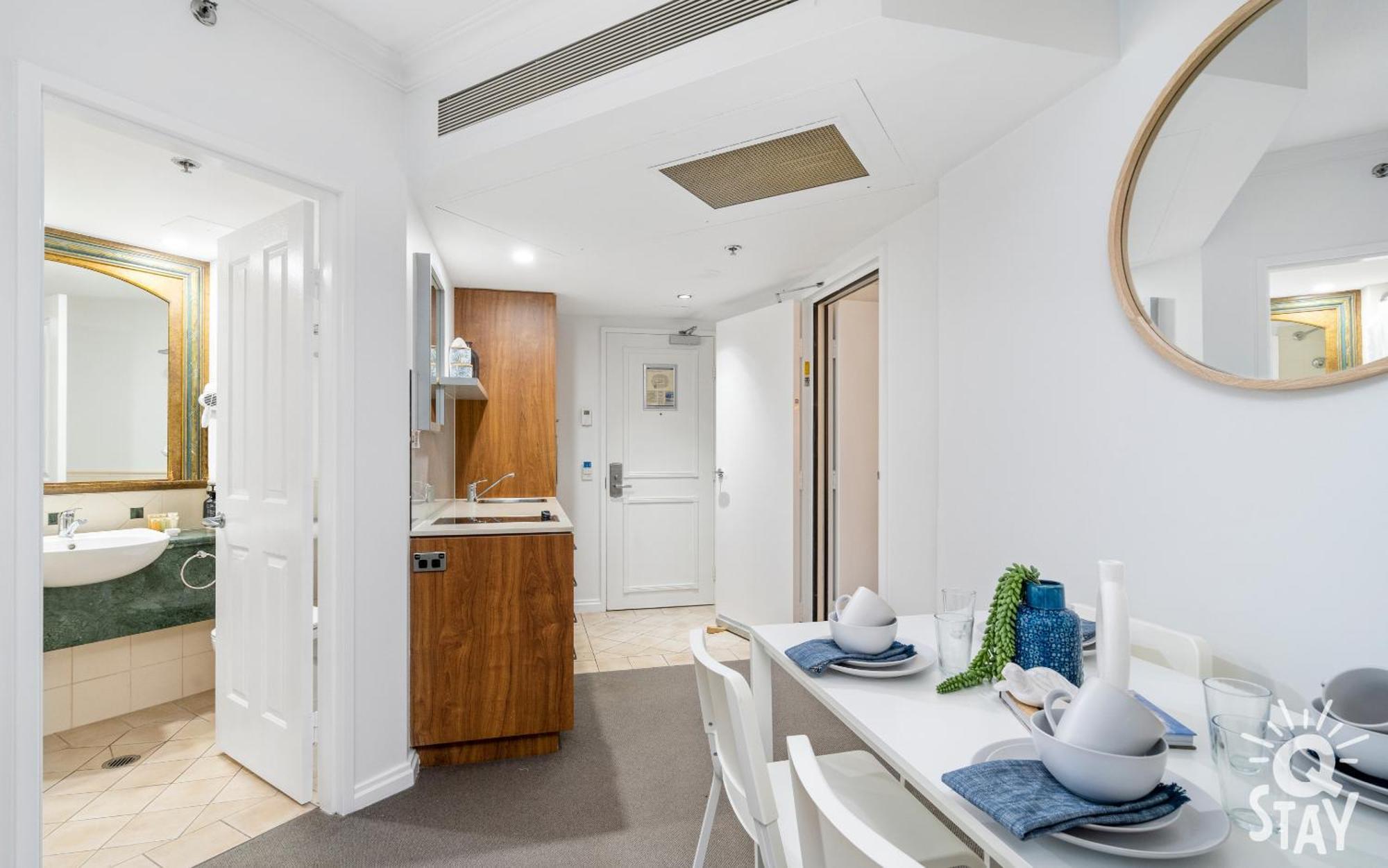 Legends Surfers Paradise Mid Week Madness Deal - Q Stay Голд-Кост Экстерьер фото
