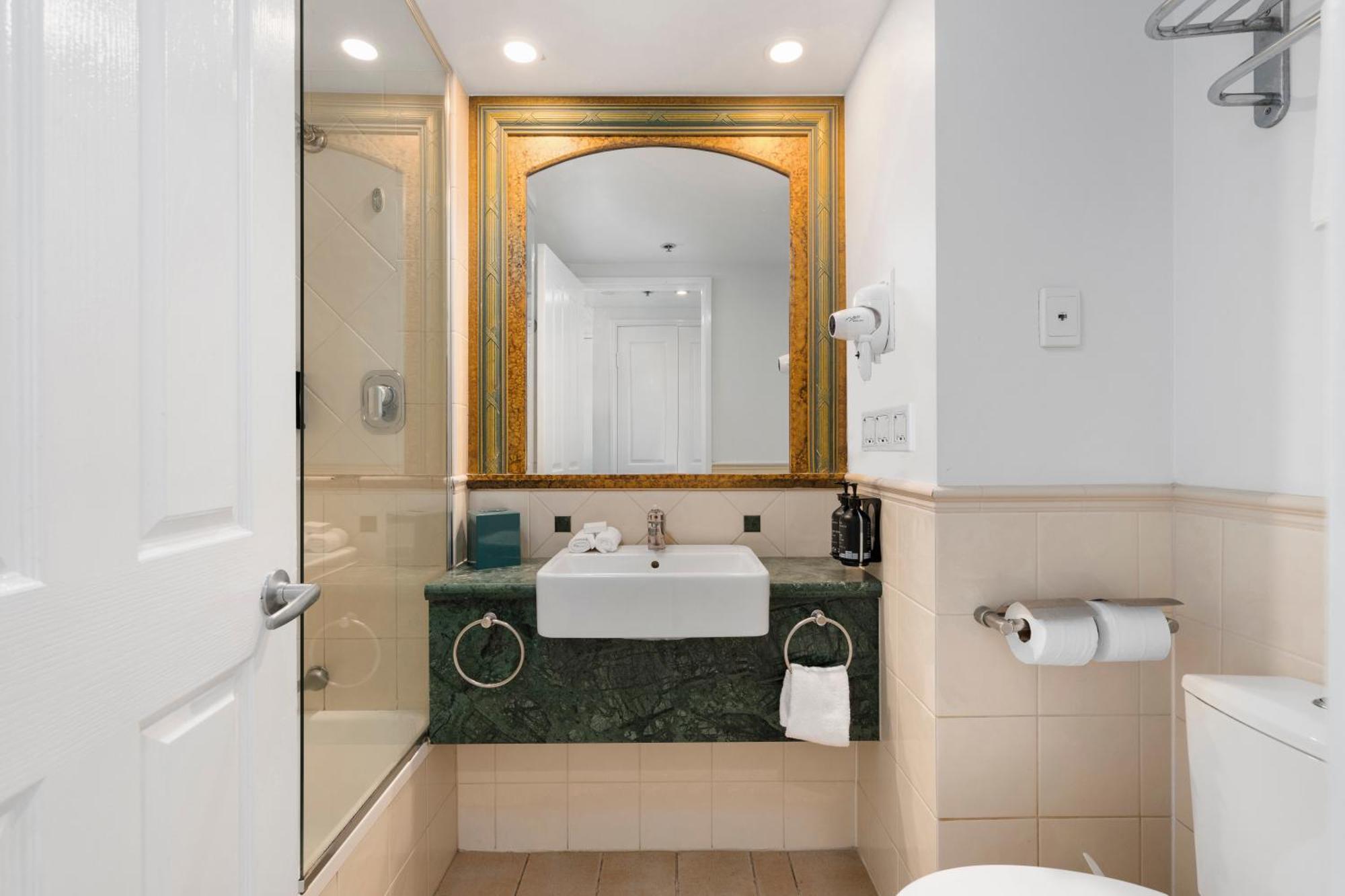 Legends Surfers Paradise Mid Week Madness Deal - Q Stay Голд-Кост Экстерьер фото